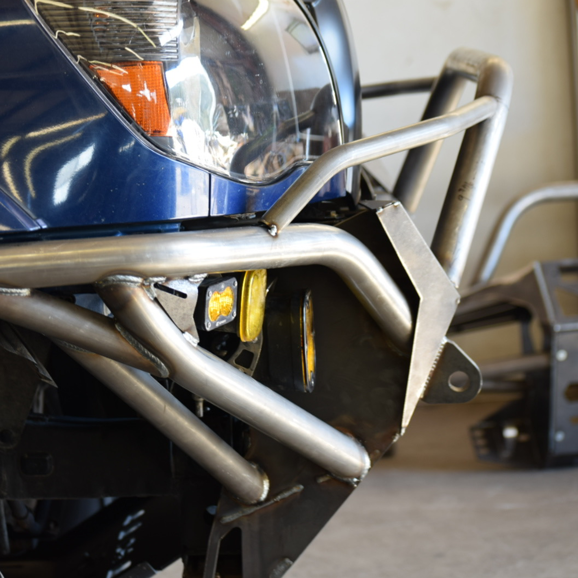 2005-2011 / 2nd Gen / Tacoma Hybrid Front Bumper