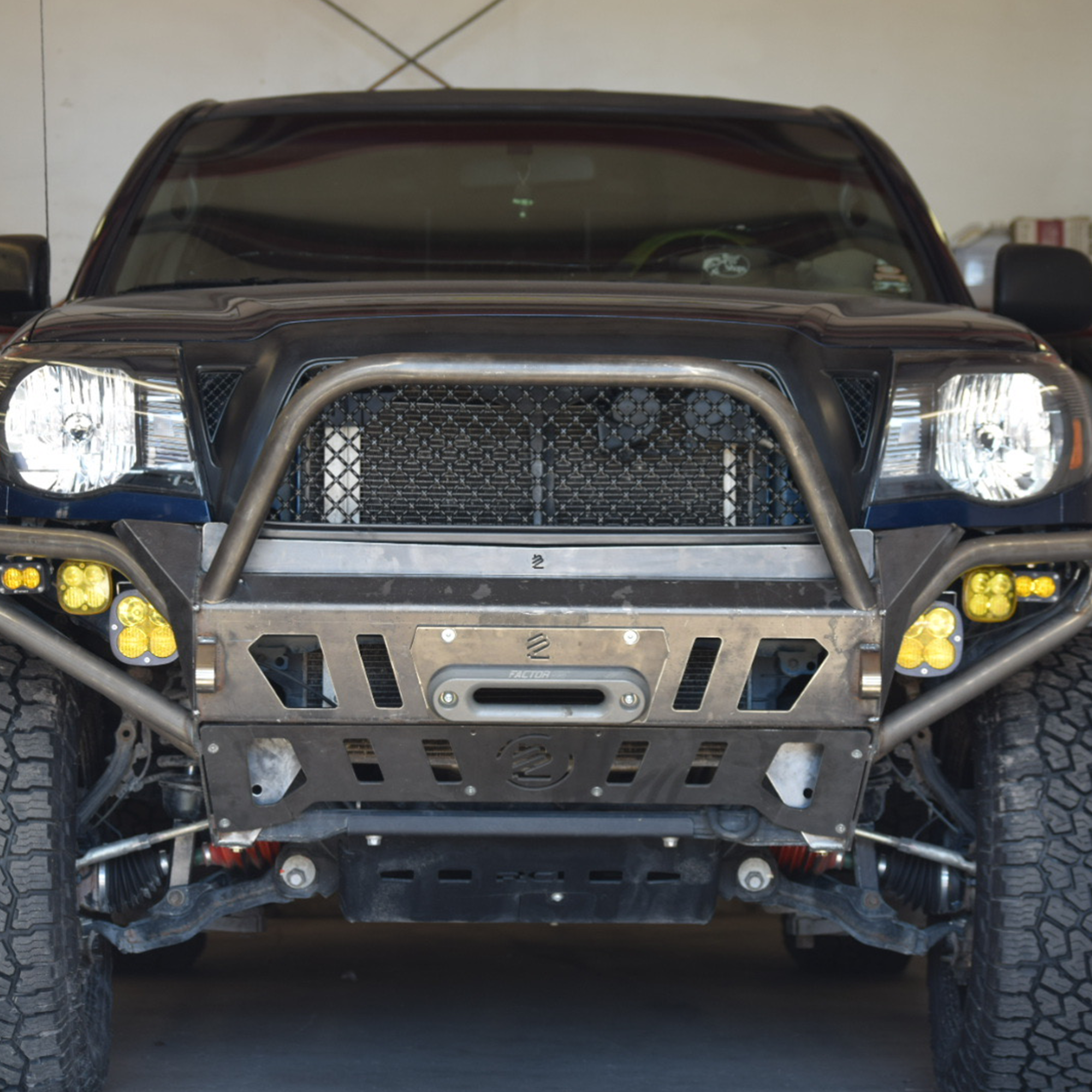2005-2011 / 2nd Gen / Tacoma Hybrid Front Bumper