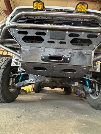 2024+ / 4th Gen / Tacoma High Clearance Light Weight Hybrid Bumper - Stinger Edition